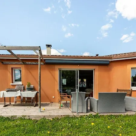 Casa vacanze Chez Les Enfants Du Marais Ferrières